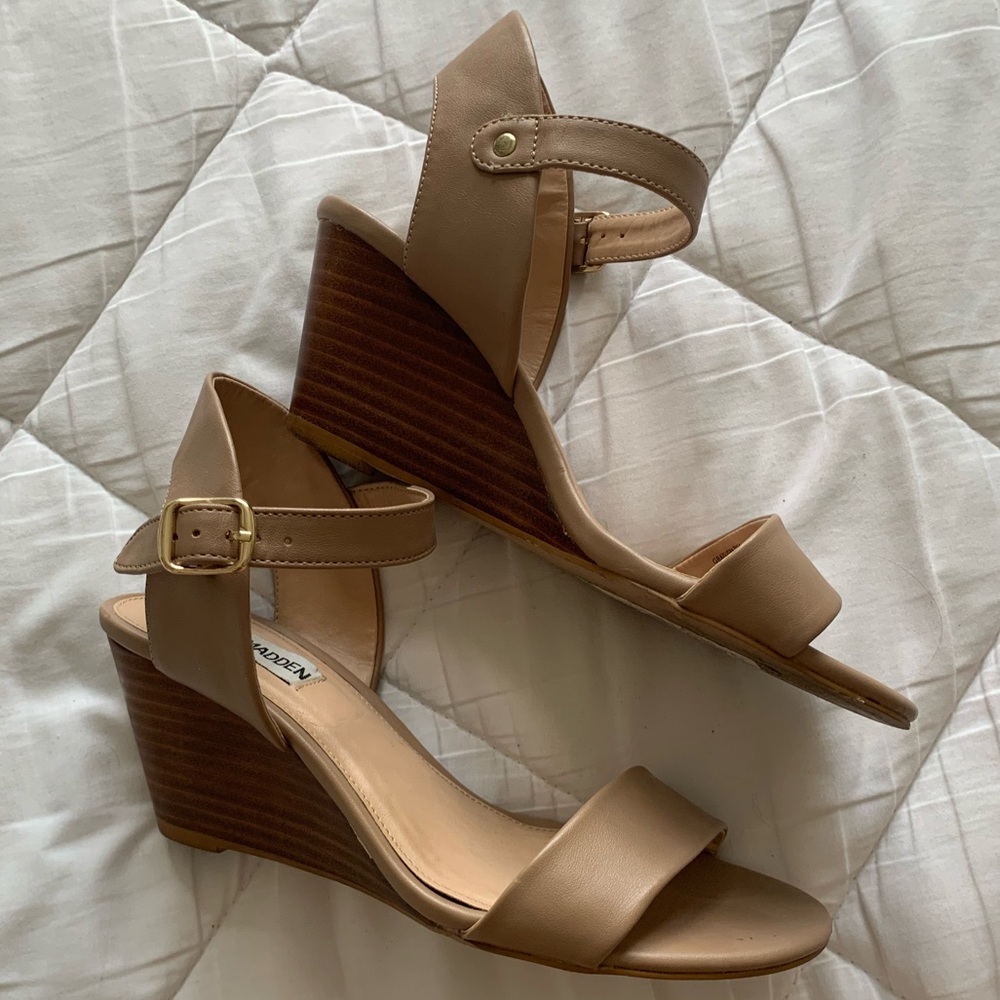 Steve Madden Wedges